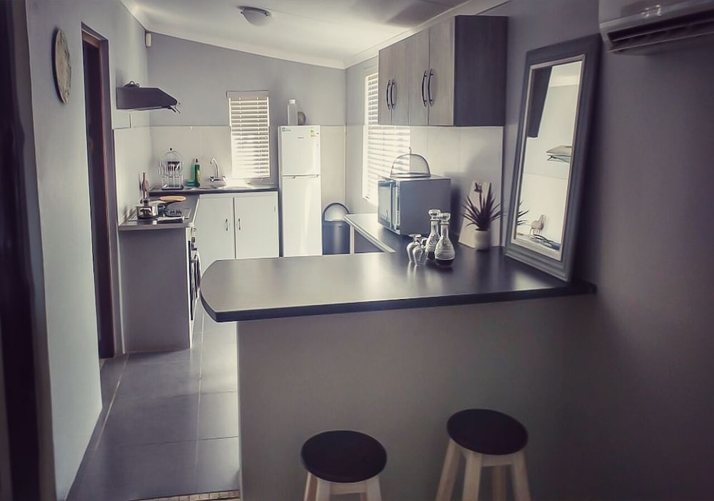 Bezalel Estate Country House view 3