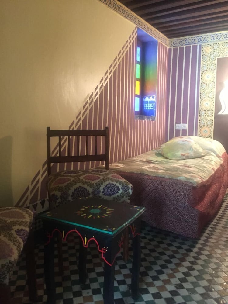 Dar El Karaweiene