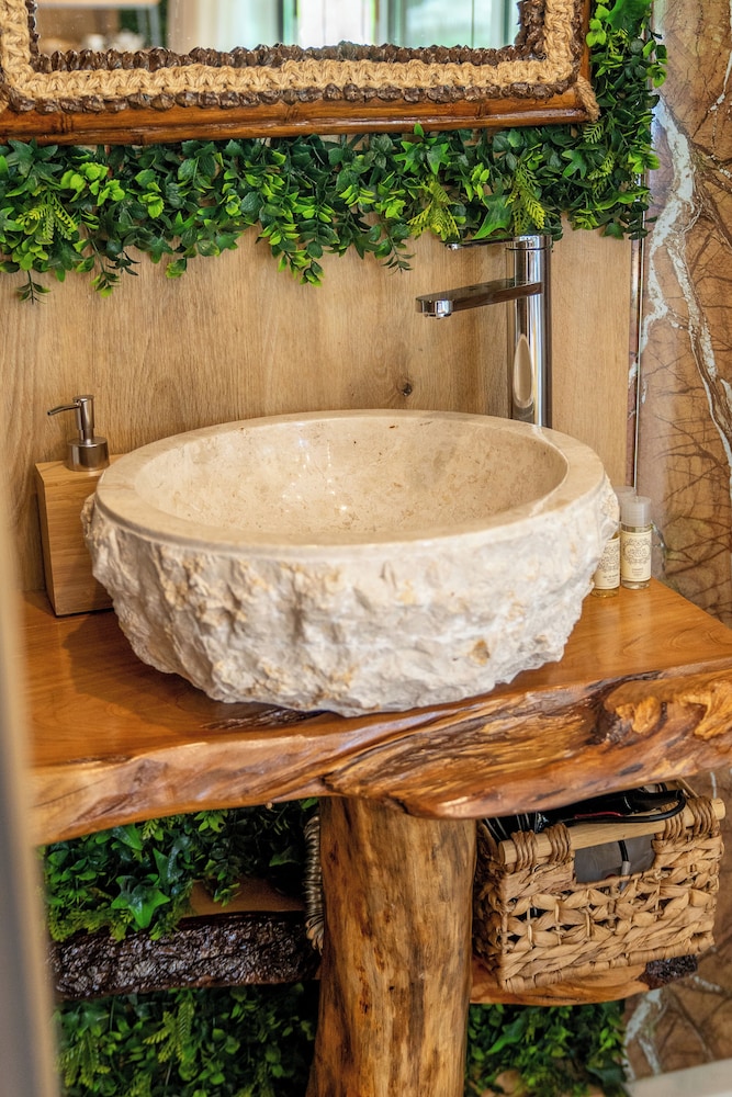 Bruval Eco Retreat & Eco Village