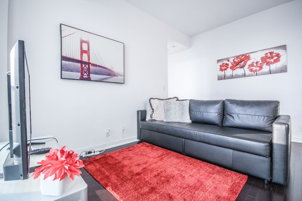Sarkar Suites - Entertainment District