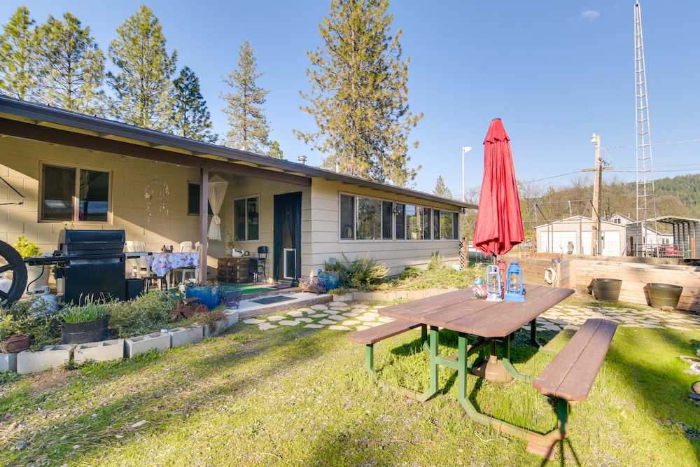 Grass Valley Vacations - Quiet Challenge-brownsville Home Near Collins Lake - Property Image 1