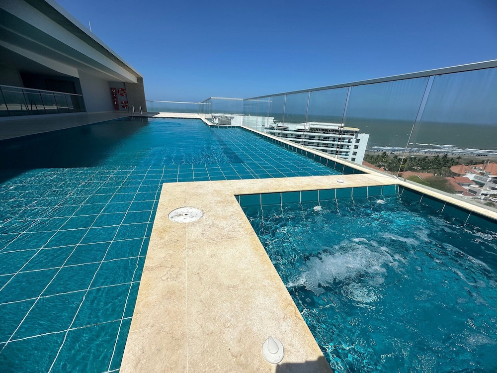 Sunno Beach Condominium - Playa Azul