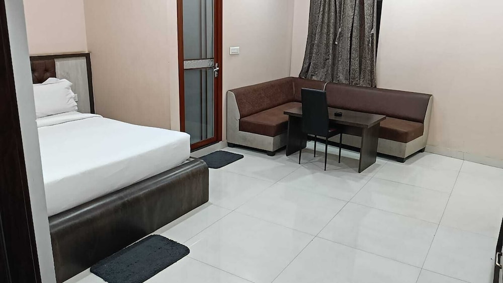 HOTEL JD INN