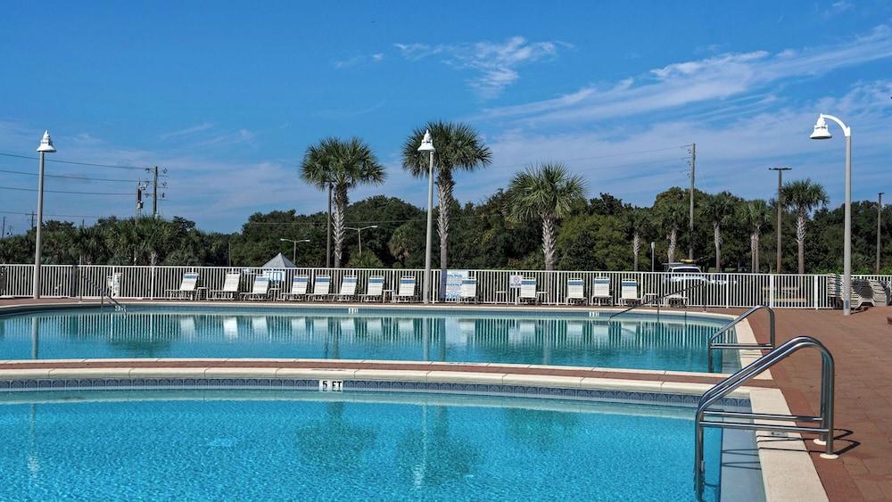 Prime Gulf View Condo Near top Attractions, Dining, & Beach Fun!