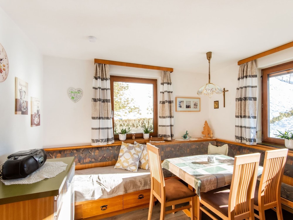 Chalet in Hainzenberg Near Ski Slopes