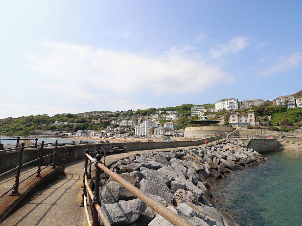 No. 5 Cliffview