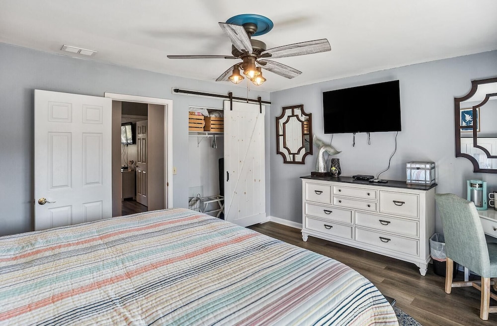 322 Capt John Fripp Villa - Oceanview Retreat on Fripp Island