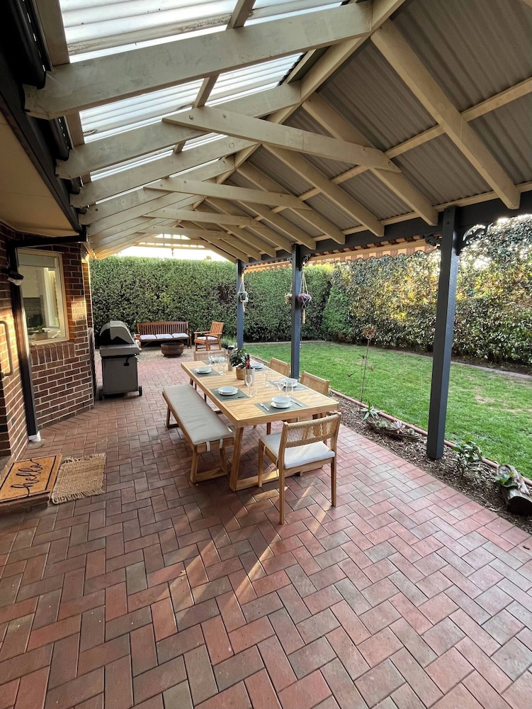 Saltwood Mornington - A Conscious Coastal Retreat