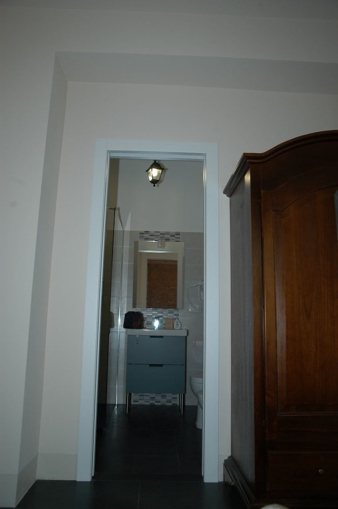 Photo 30