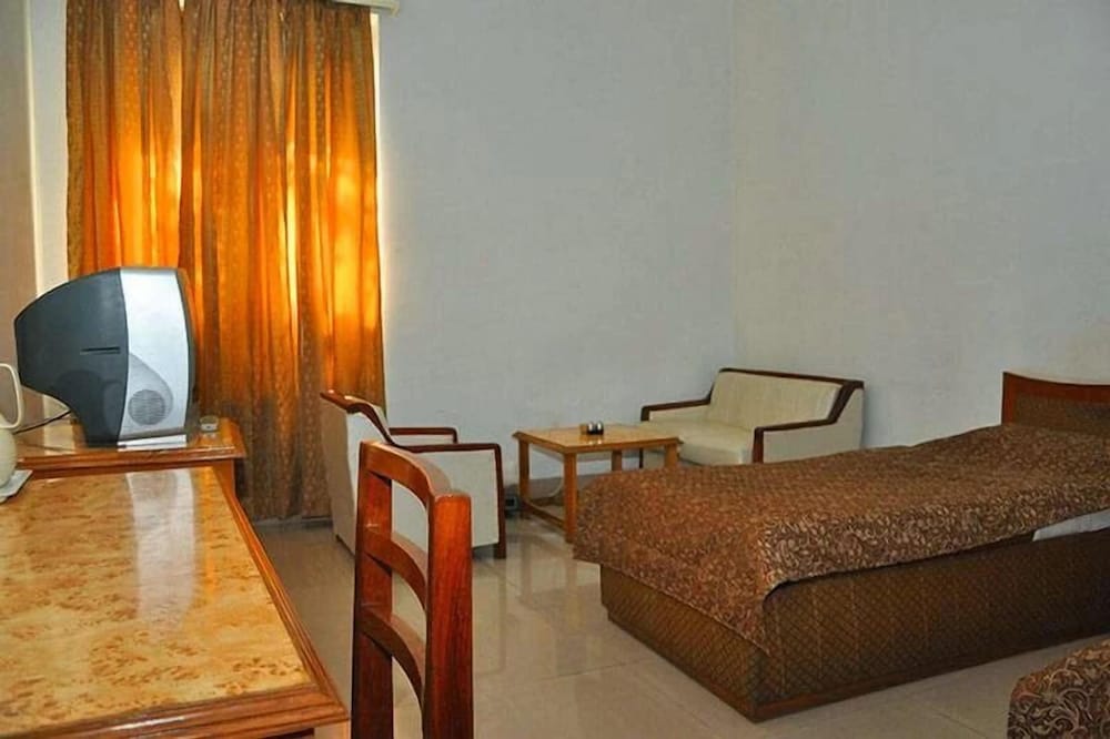 Banjara Resort