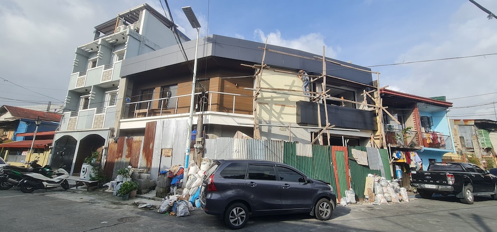BuenaSentro Hostel