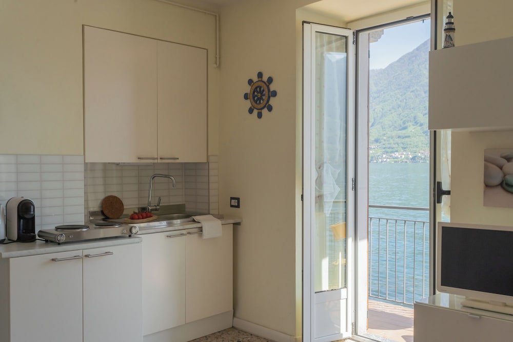 Il Timone by Rent all Como