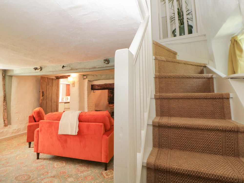 The Hideaway at Burrow Hill