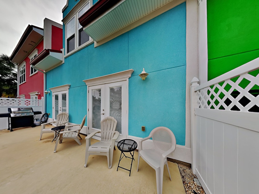 Banana Bay Townhome #13909 by Southern Vacation Rentals