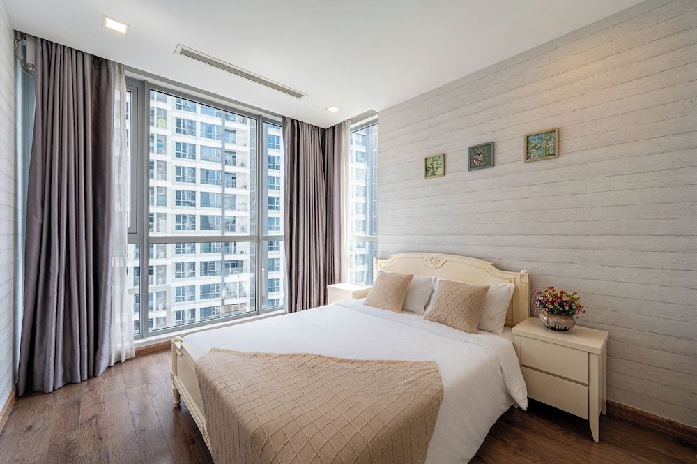 Urban Zen Saigon - Vinhomes Landmark 81
