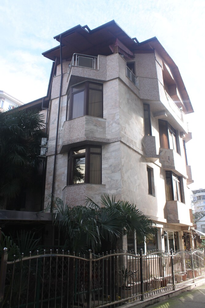 Guest house in Sochi center