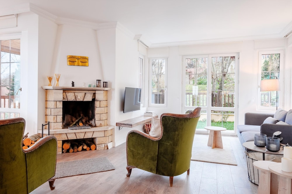 Villa With Spacious Garden in Sapanca view 2