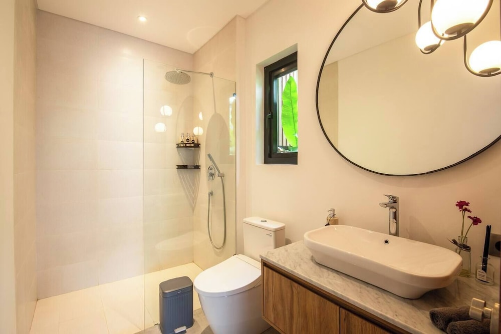 Elegant Villa Sinara 2BR With Sea View
