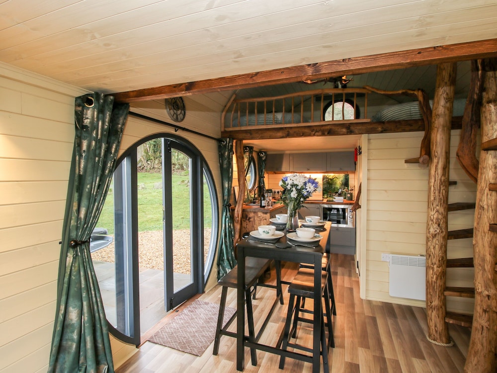Callow Pod
