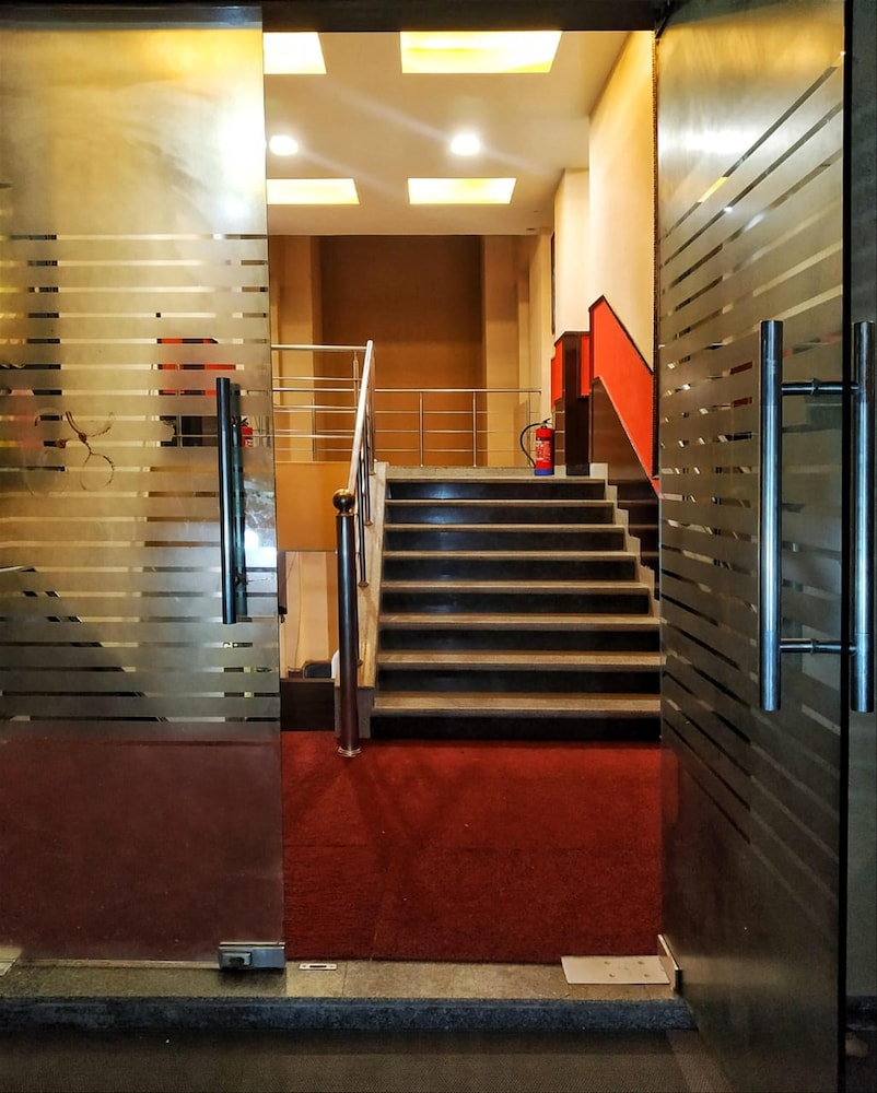 Noida Vacations - Mint Metropolitan Grand - Property Image 93