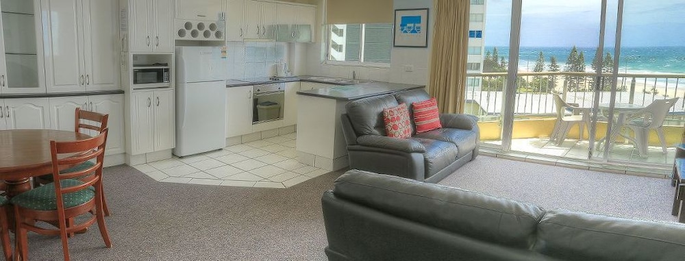 Surfers Paradise Vacations - Kupari Apartments - Property Image 6