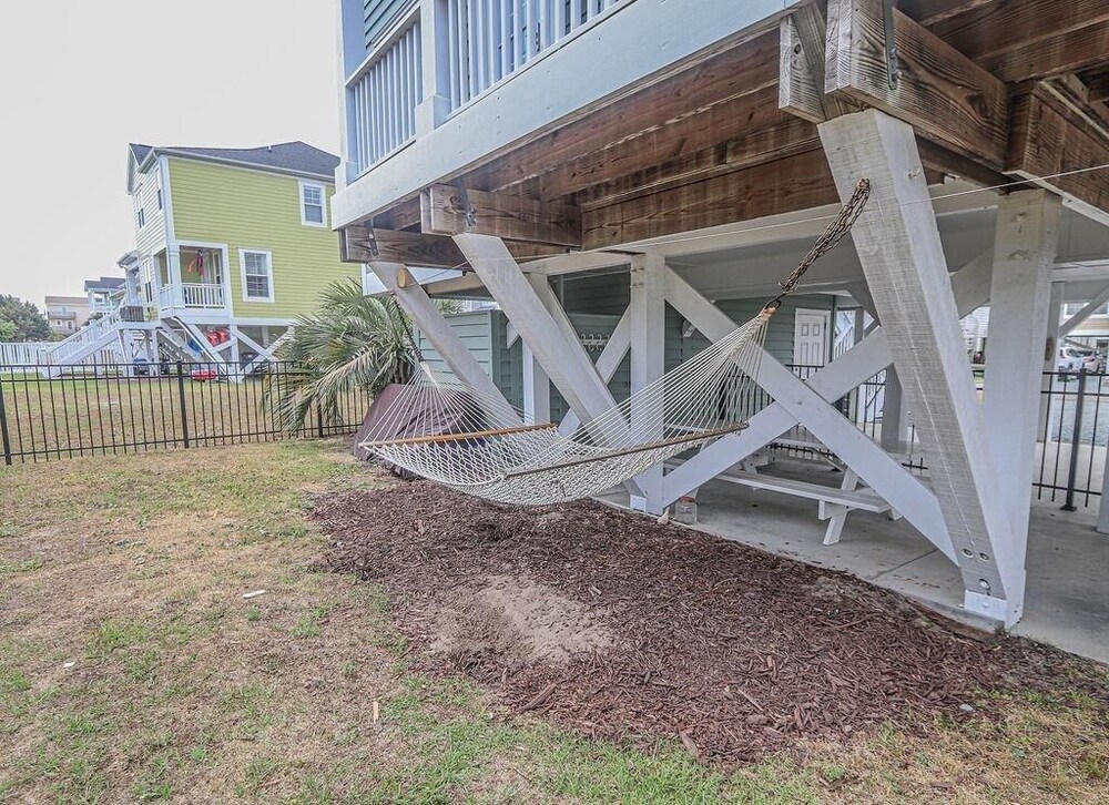 No Egrets 3 Bedroom Condo by RedAwning view 4