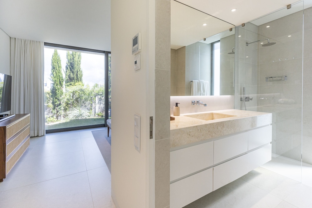 Troia Design Villa by Cadenzalux