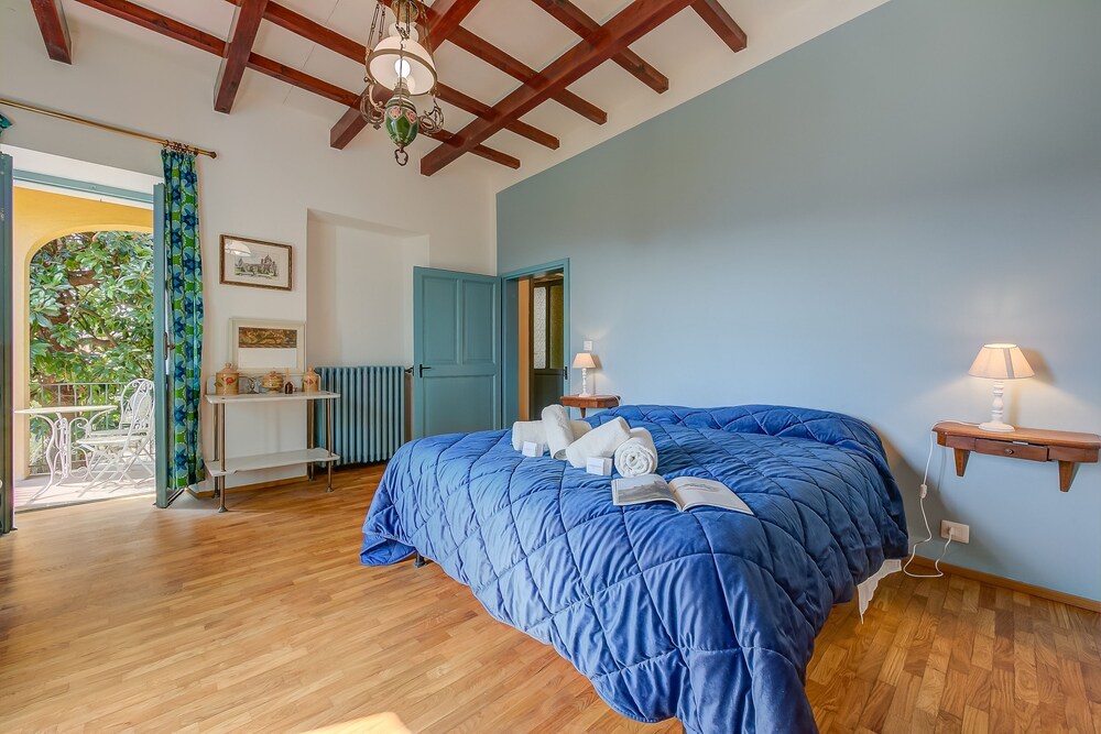 Charming Villa I Tre Archi view 4