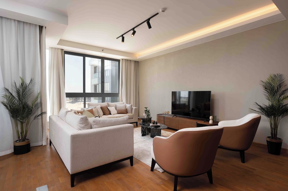 Aeon Towers Residence - BirdNest