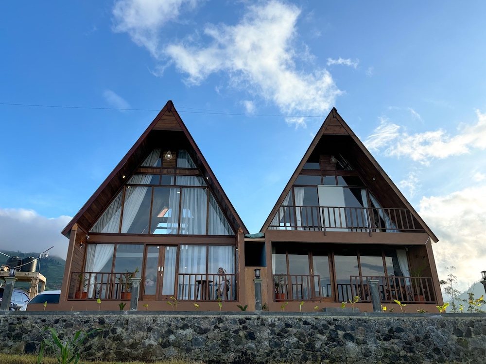 Hayasa Cabin Villa