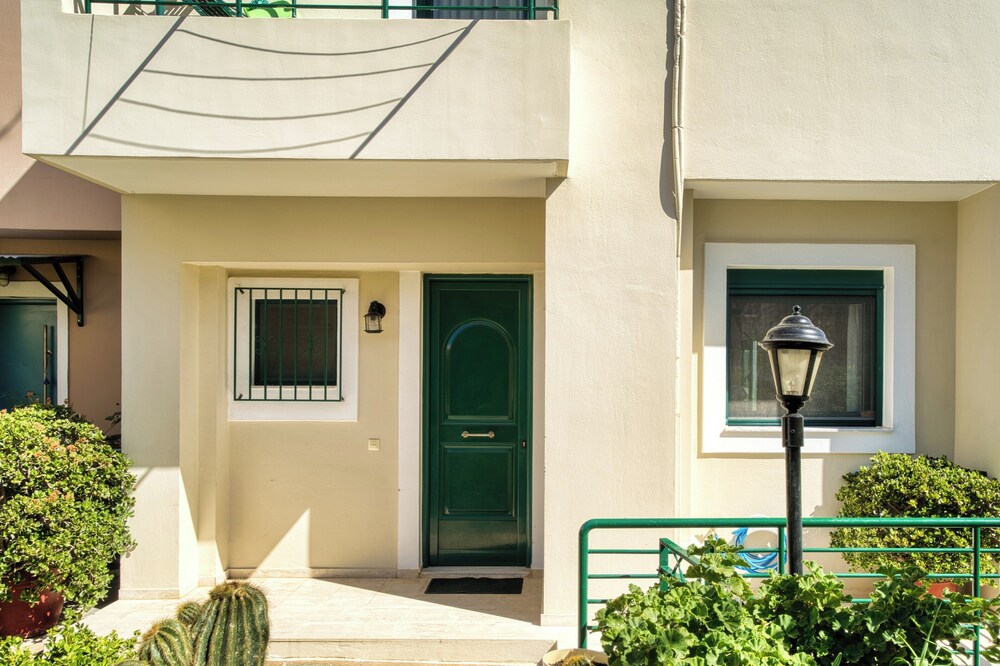 Marilizas Spacious Maisonette