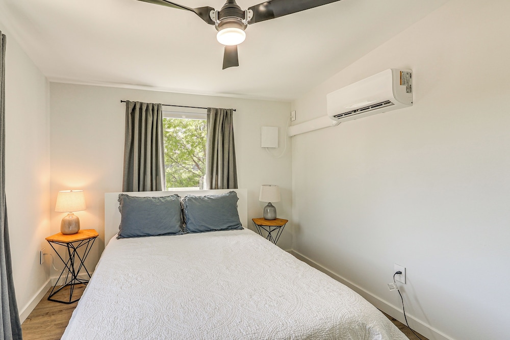 2 Blocks to Delano District: Modern Tiny Home!