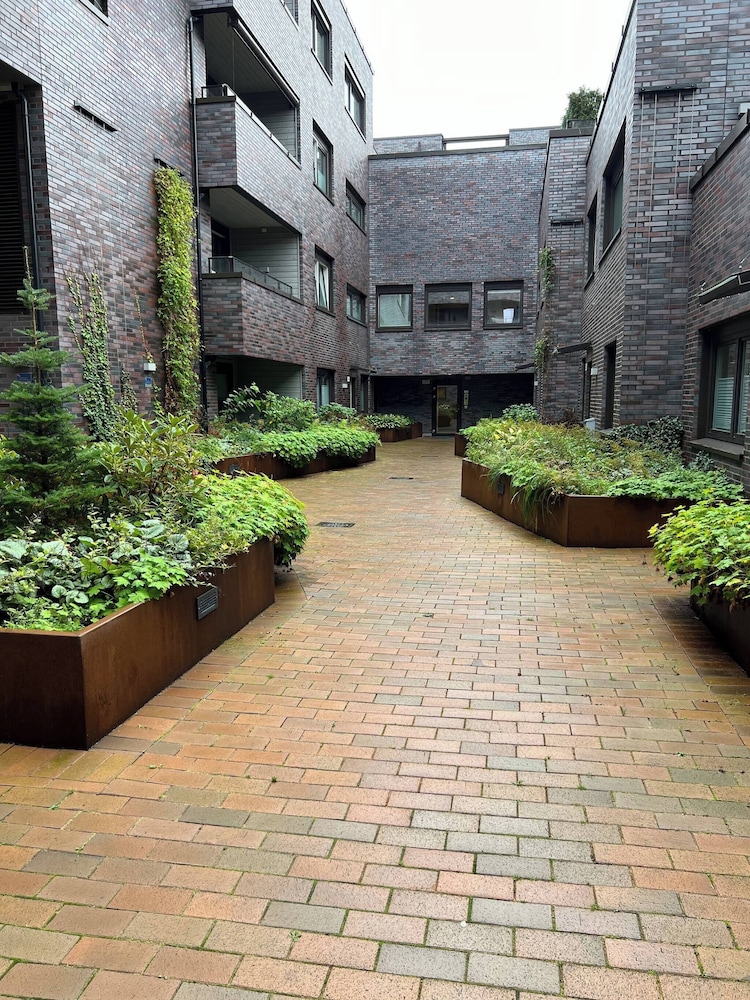 Stylish Seaview 4 Beds Central Apartment Sorenga