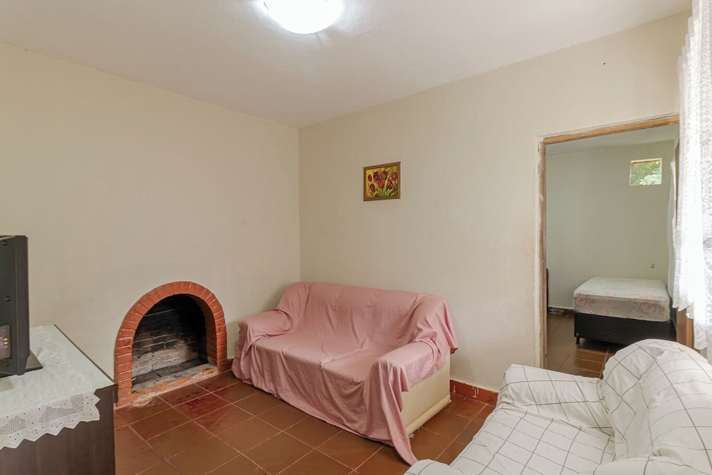 Ch Cara c Wifi Churrasq Pisc Lazer pet Friendly