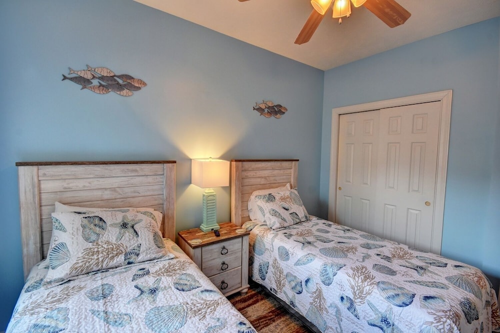 5001 Harvest Drive #103 3 Bedroom Condo by Redawning view 3