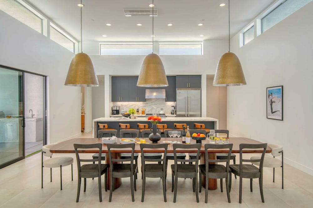 Sleeps 32 2 Villas, Pool, Putting Green+bocce Polo Villas Amara by Avantstay