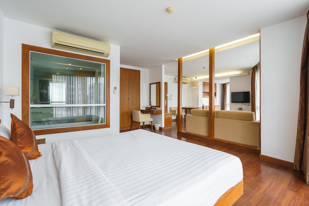 Lantana Resort Hotel Bangkok