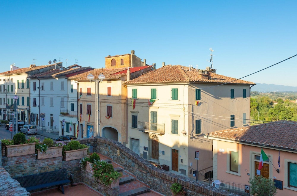 Villa Le Balze Large Private Pool Wifi - 3016 view 4