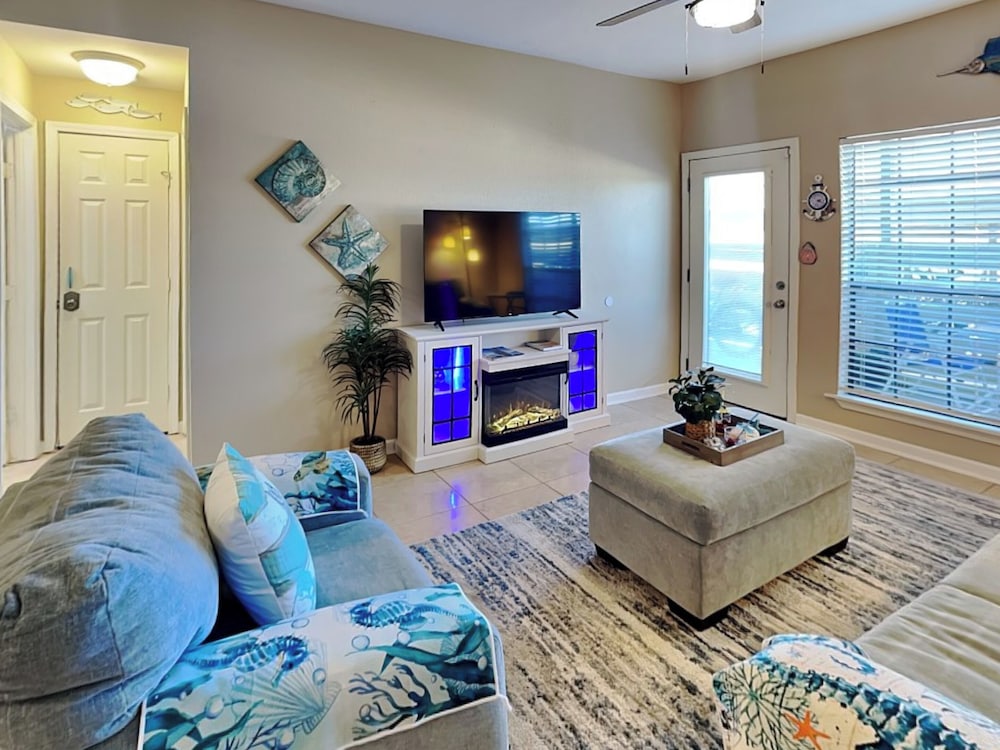 Harbor East Condominiums 414D by Ryson Vacation Rentals