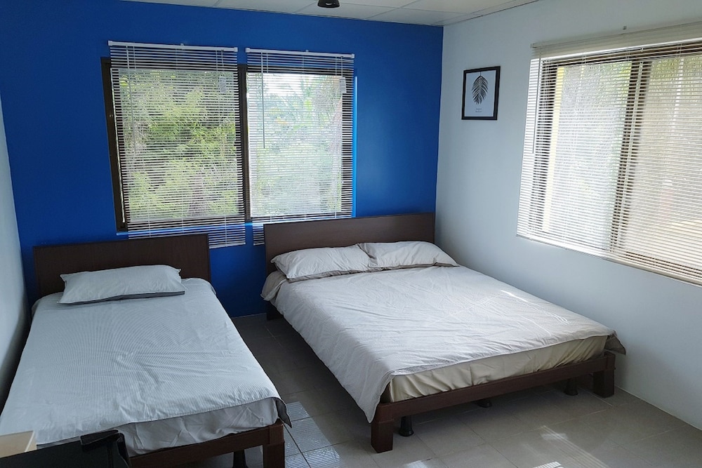 Saipan Stay Lounge