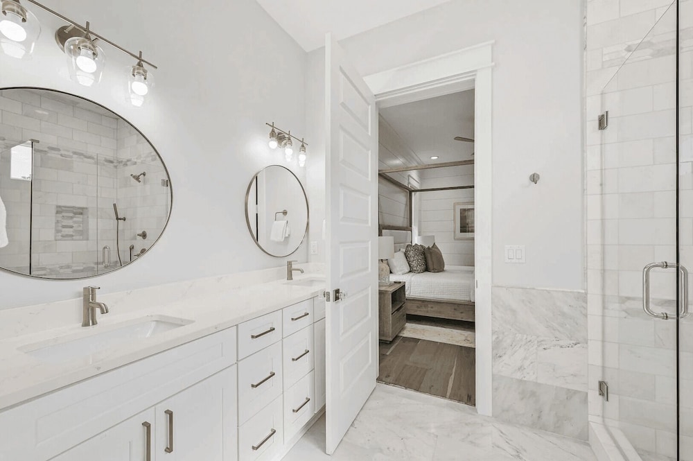 Alibi 30A by Avantstay 6bdr, Private Pool, Steps to Beach