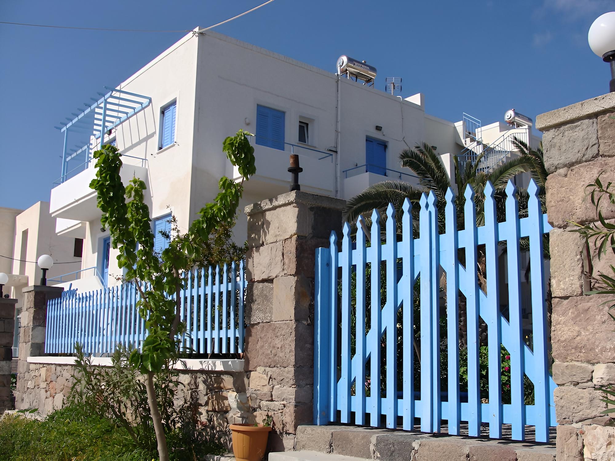 Tilemachos Rooms & Studios