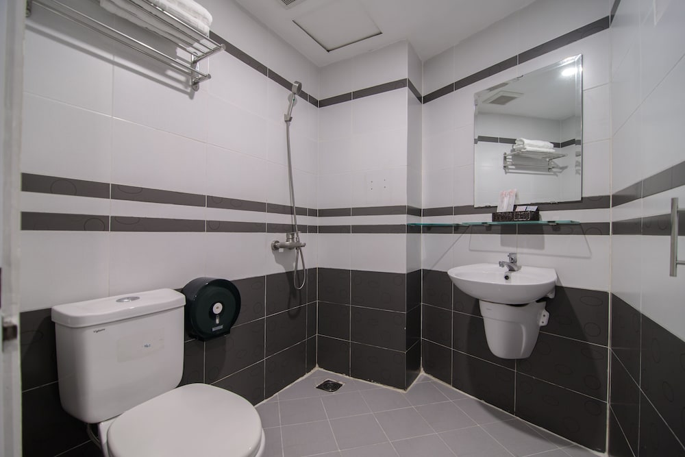 BinBin Hotel 5 - Near Lotte Mart D7