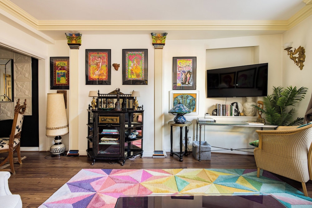 Mayfair 9-bed Townhouse - Sleeps 16, Patio & Ac