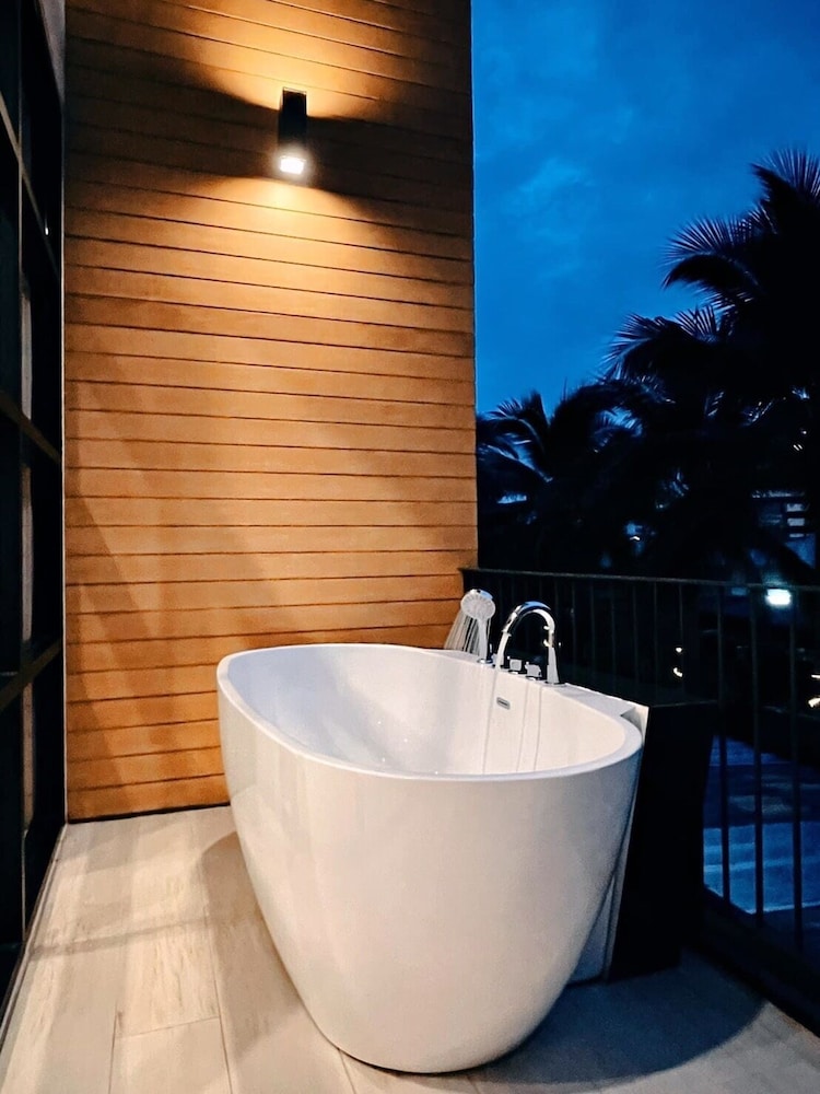 Book a Bed Poshtel - Hostel