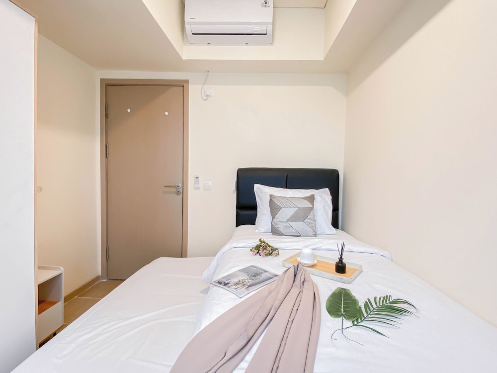 Simply And Homey 3Br At Apartment Meikarta