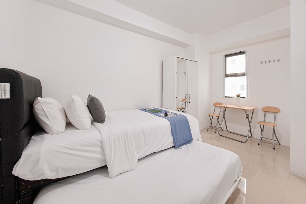 Simple Studio Apartment At Urbantown Serpong