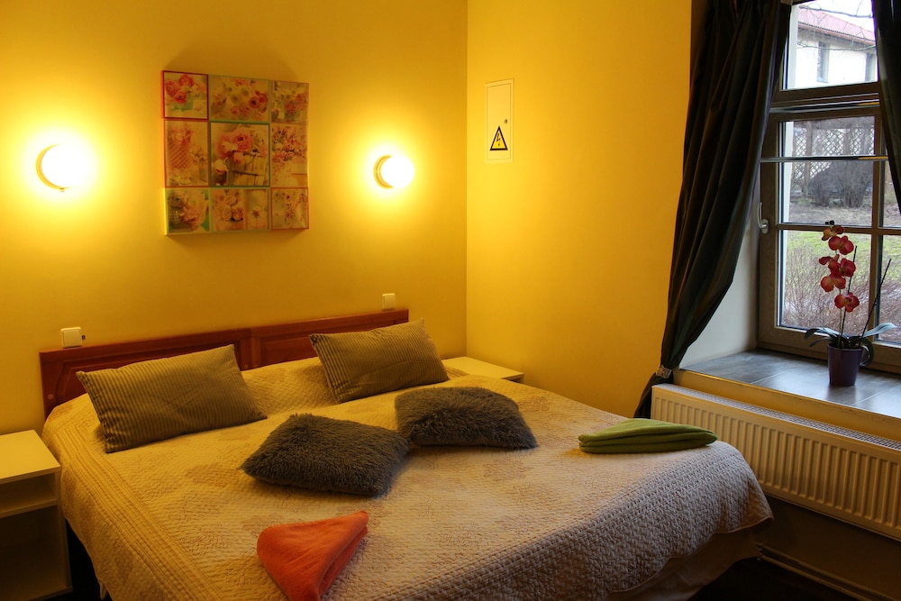 Sleep In BnB
