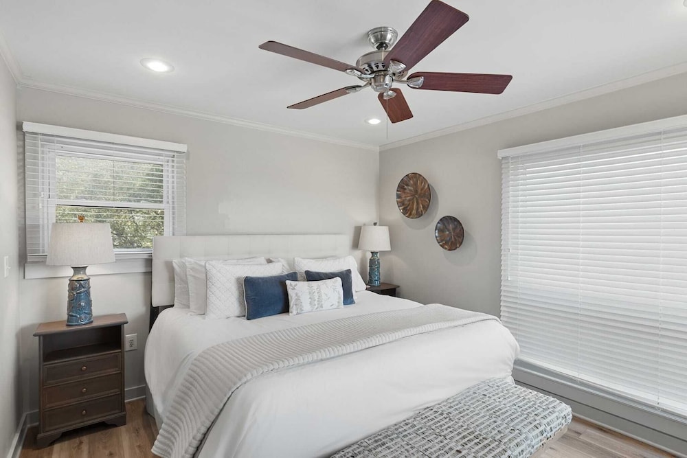 Beach Retreat w/ Sundeck, Golf Cart & Bikes Bungalow House by Avantstay