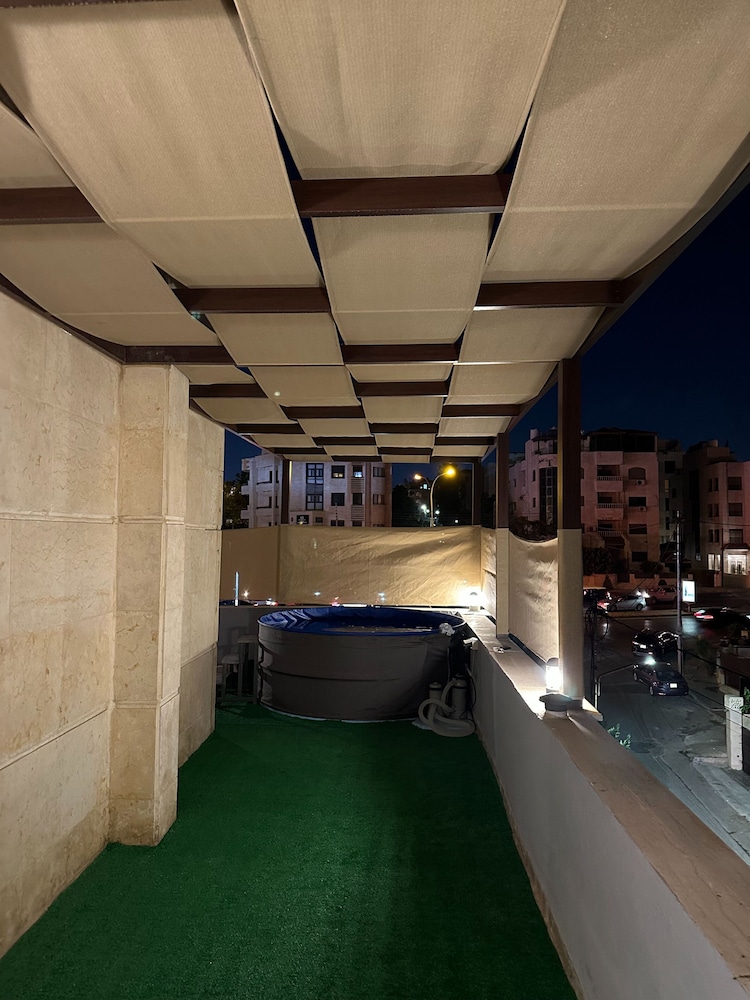 Luxurious Amman Apartment With Private Pool and Modern Amenities